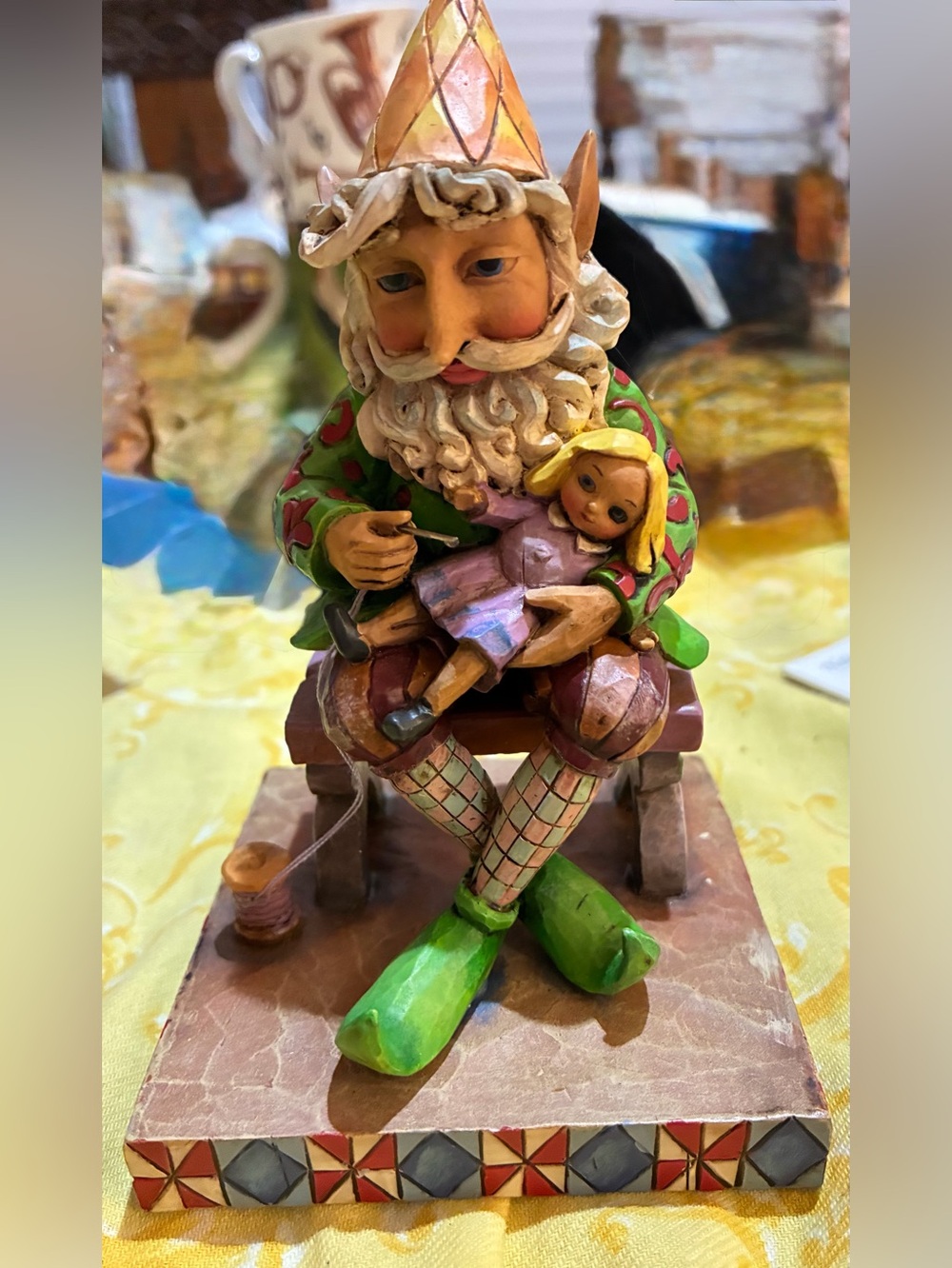Jim Shore “Elves In The Workshop” Sewing a Doll. Amazing Detail EUC. 2007